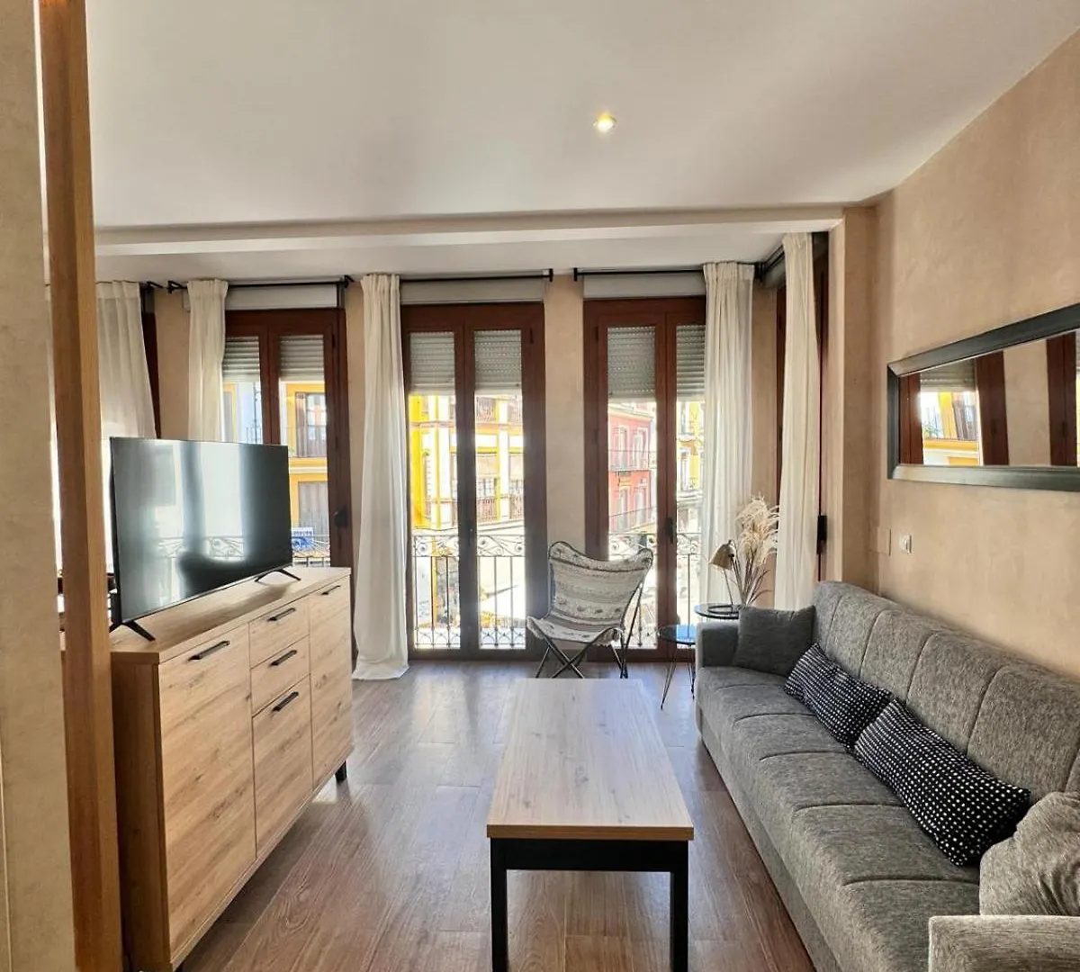 Wanderlust Loft Apartment Seville